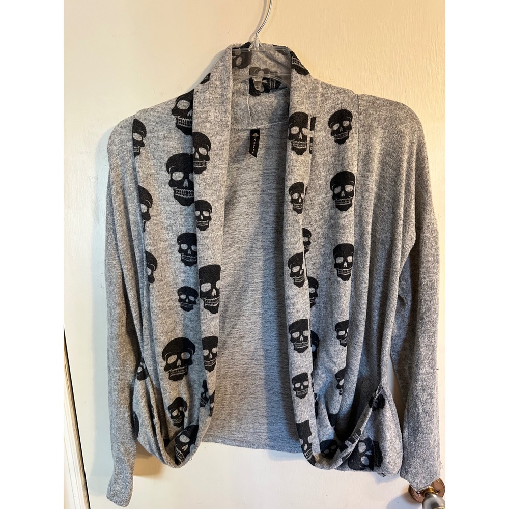 CASALEE Grey Skull Print Cardigan Open Front Long Sleeve Sweater Woman's‎ Medium